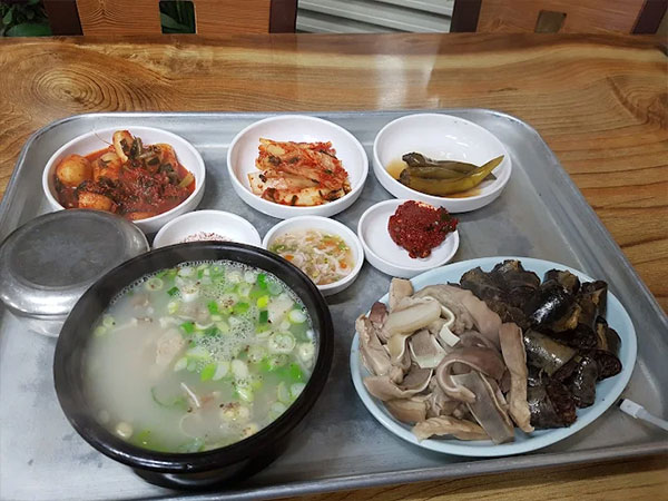 청주시 흥덕구 옥산장날순대 대표 음식
