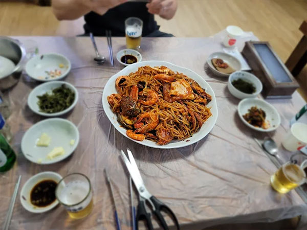 동해시 본전해물아구찜 대표 음식