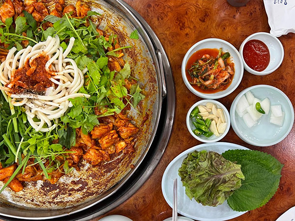 춘천시 윤일닭갈비 대표 음식