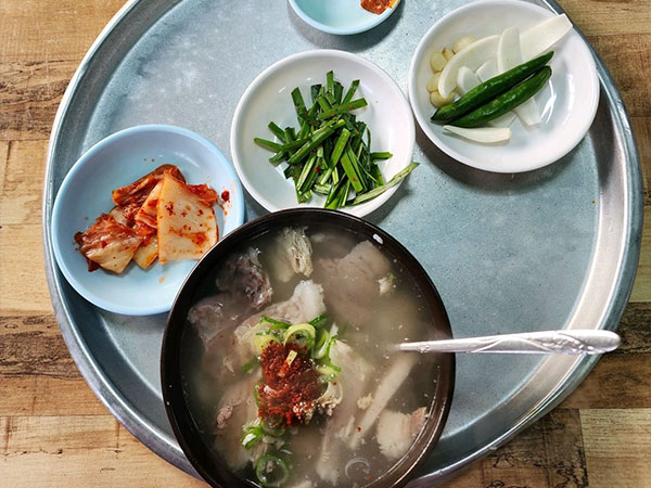 동구 60년전통할매국밥 대표 음식