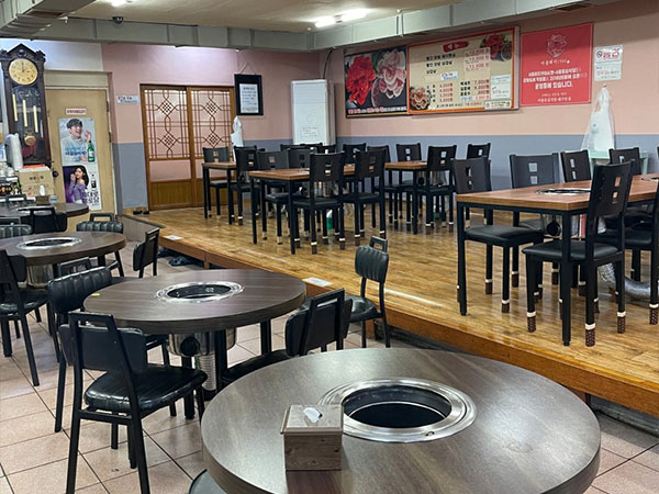 서구 서울등심식당 내부 인테리어