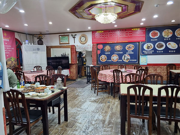 제주시 아주반점 내부 인테리어