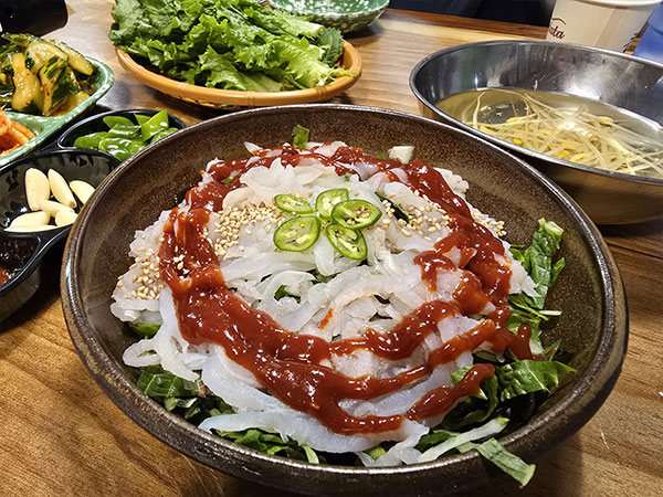 포항시 북구 고바우식당 회무침