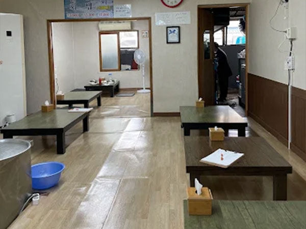 포항시 북구 수향회식당 내부 인테리어