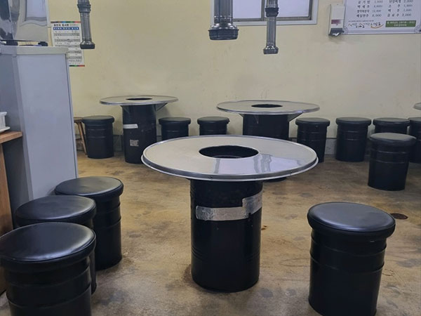 경주시 반도식당 내부 인테리어