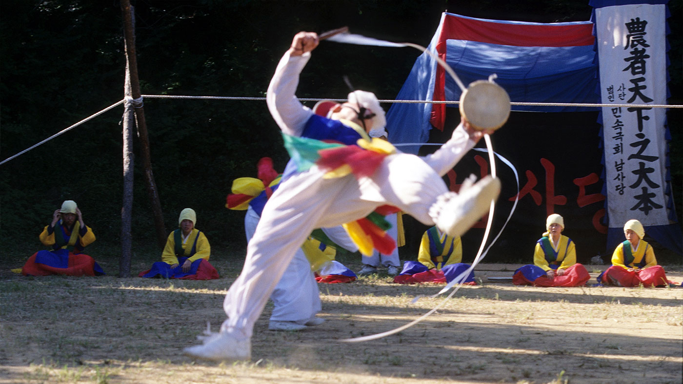 남사당놀이 (男寺黨놀이): 천대를 받았으나 신명나게 놀았더이다