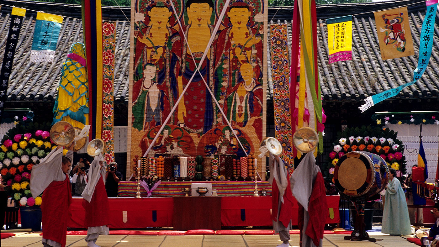 영산재 (靈山齋): 산 자도 죽은 자도 불법의 세계로 이끌다