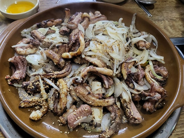 원조소문난산곰장어 소금구이