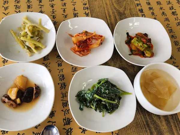 대일식당 밑반찬