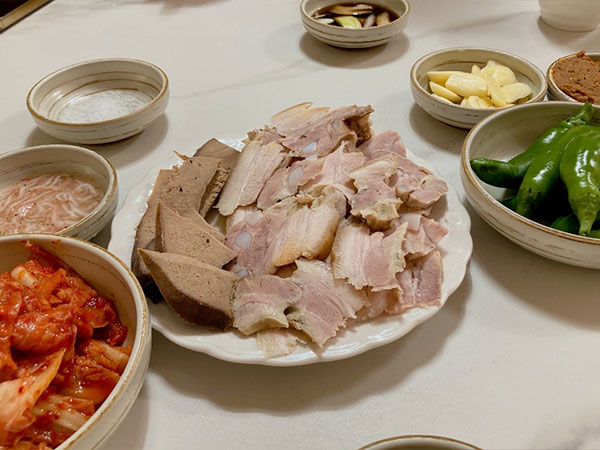 금와식당 냉수육 (돼지고기)