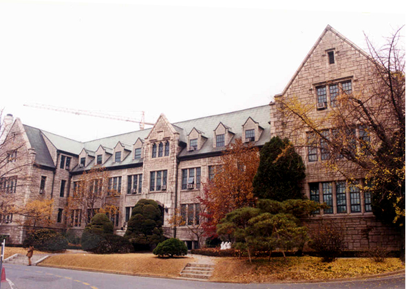 서울 이화여자대학교 파이퍼 홀